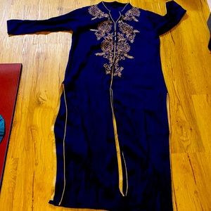 Indian Kurta with soft golden design on top !!! Easy to carry around